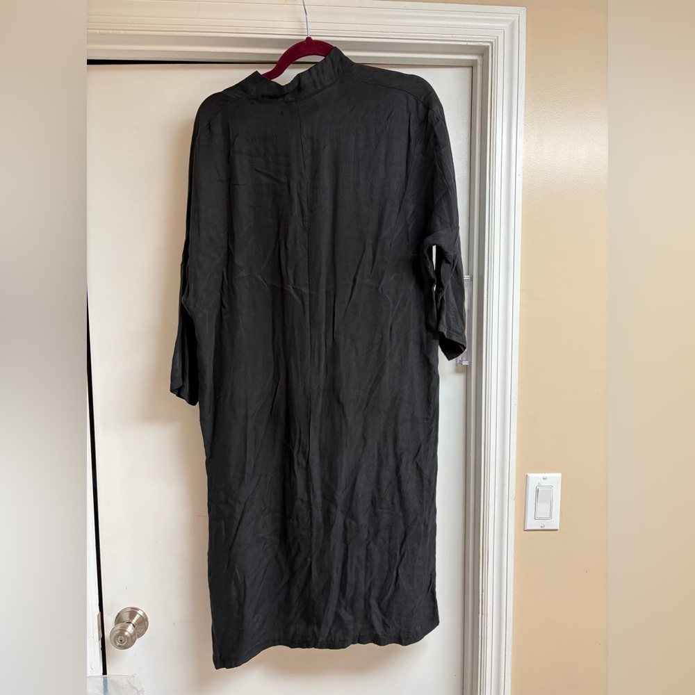 Solika Dress - Picture 2 of 4